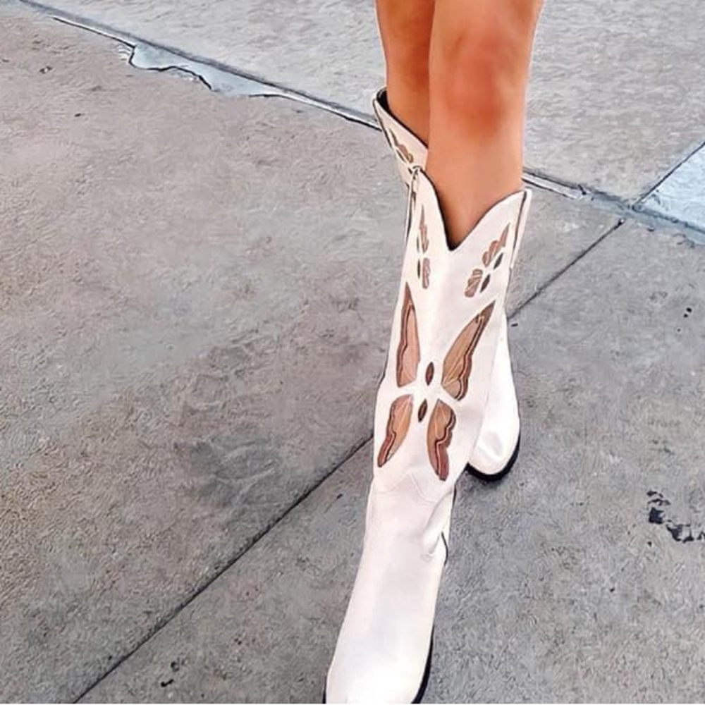 butterfly boots !!!!
